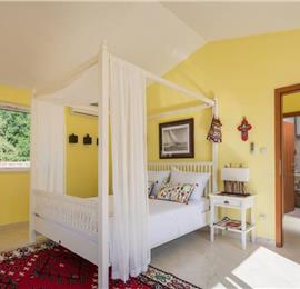 2 Bedroom Seaside Cottage near Orebic, Sleeps 4-5